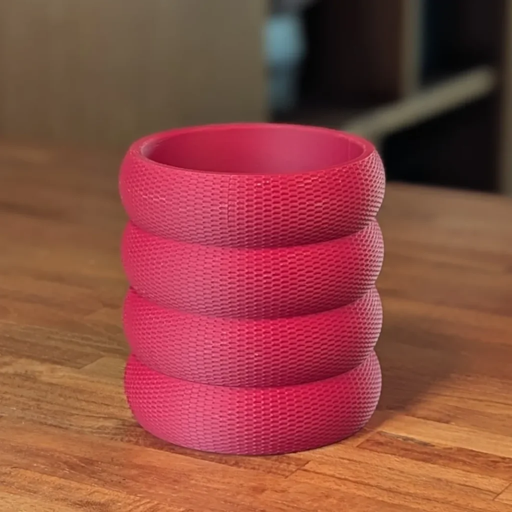Pot planteur Bubble Weave - rouge cerise